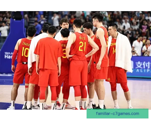 中国篮球队逆袭晋级世界杯四强 备战半决赛展现强大实力