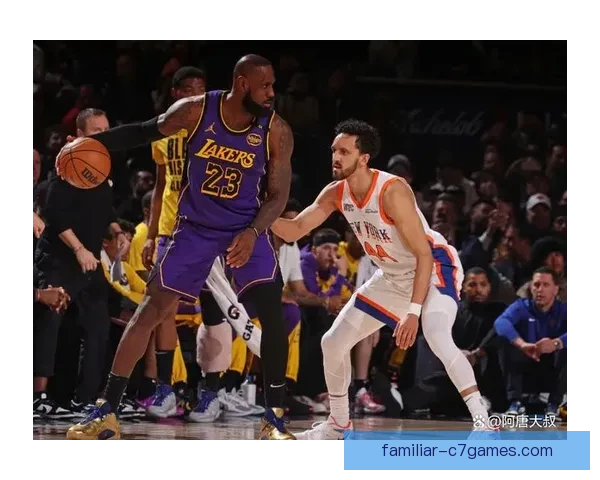 詹姆斯爆发砍下三双湖人逆转勇士重返西部前四强势表现点燃主场球迷热情