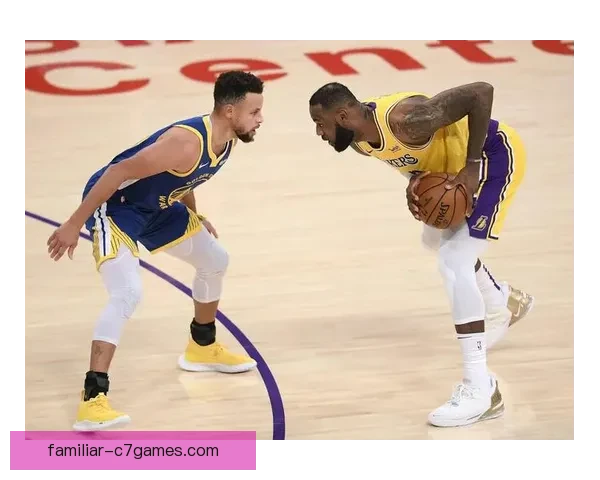 NBA季后赛激烈争夺焦点湖人勇士再度对决詹姆斯浓眉携手冲击总冠军