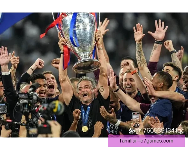 《欧洲足球豪门争夺战激烈升温 多支劲旅盯上新一代超级新星》 《欧洲足球豪门争夺战激烈升温 多支劲旅盯上新一代超级新星》