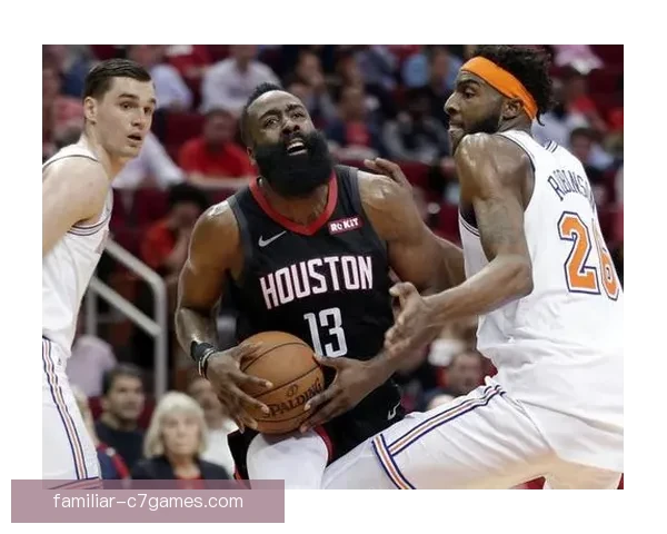 76人队逆袭赢得比赛 梅尔顿带领球队大胜对手